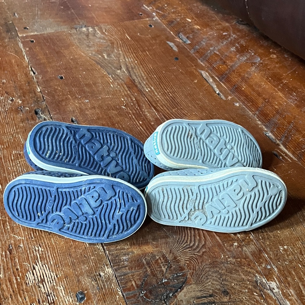Native Kids Water Shoes - Navy and Light Gray Slip-Ons - Picture 2 of 2